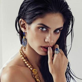 �����ջ� Sara Sampaio�Ը������鱦��Ƭ