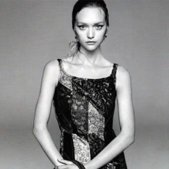 Prada2015Ƭ