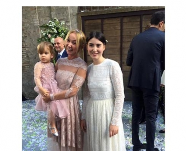 GUCCIǰʦ 鴩Valentino