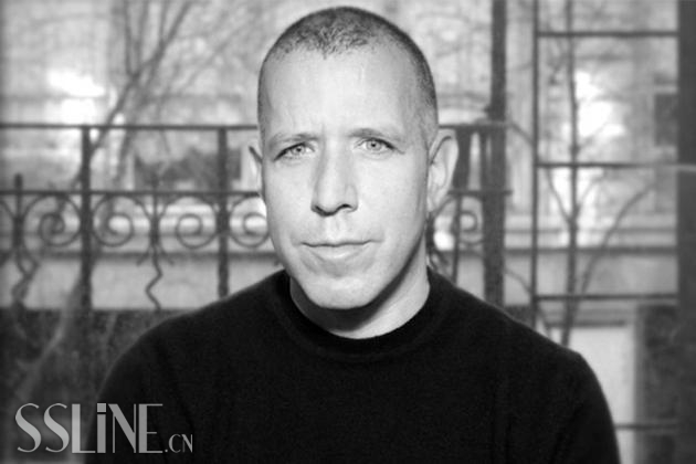 Supreme  James Jebbia