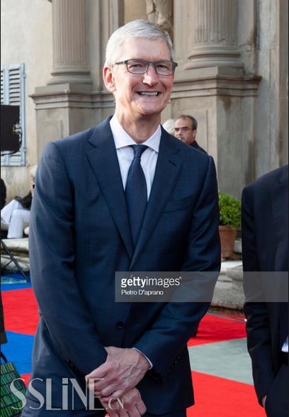 Tim Cookһͦװ