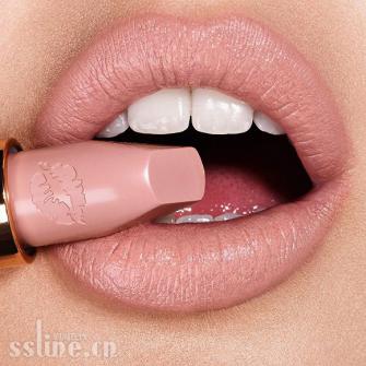 ƵCharlotte TilburyȫHotlips2ྡԿҰ